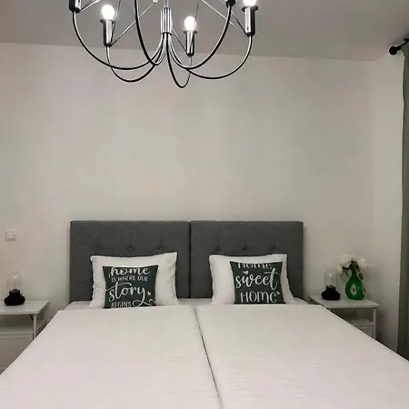 Garden Haus * ليفنو